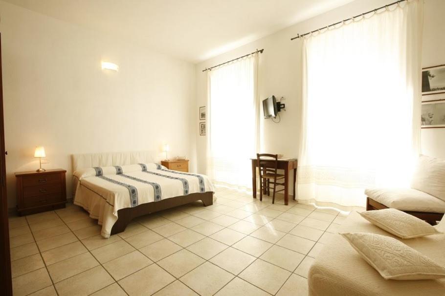L'Arco Cagliari Bed & Breakfast Exterior photo